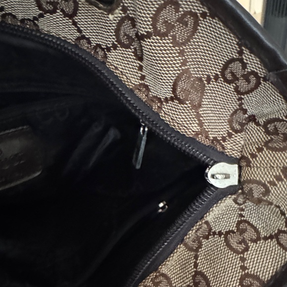 Gucci Tan and Brown Signature Tote - Picture 6 of 6
